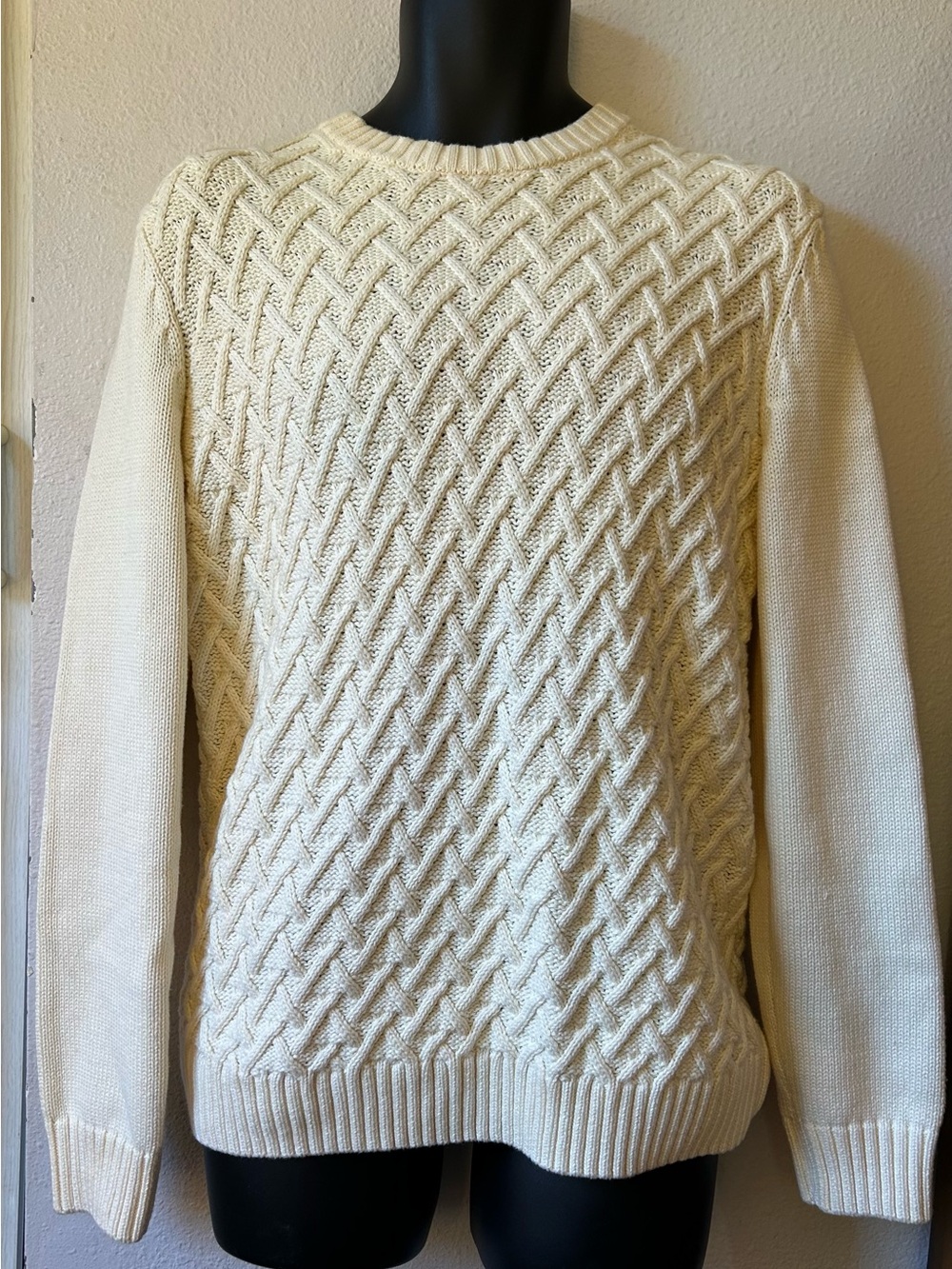 Hope & Henry Organic Cotton Classic Cream Cable-Knit Crewneck Sweater